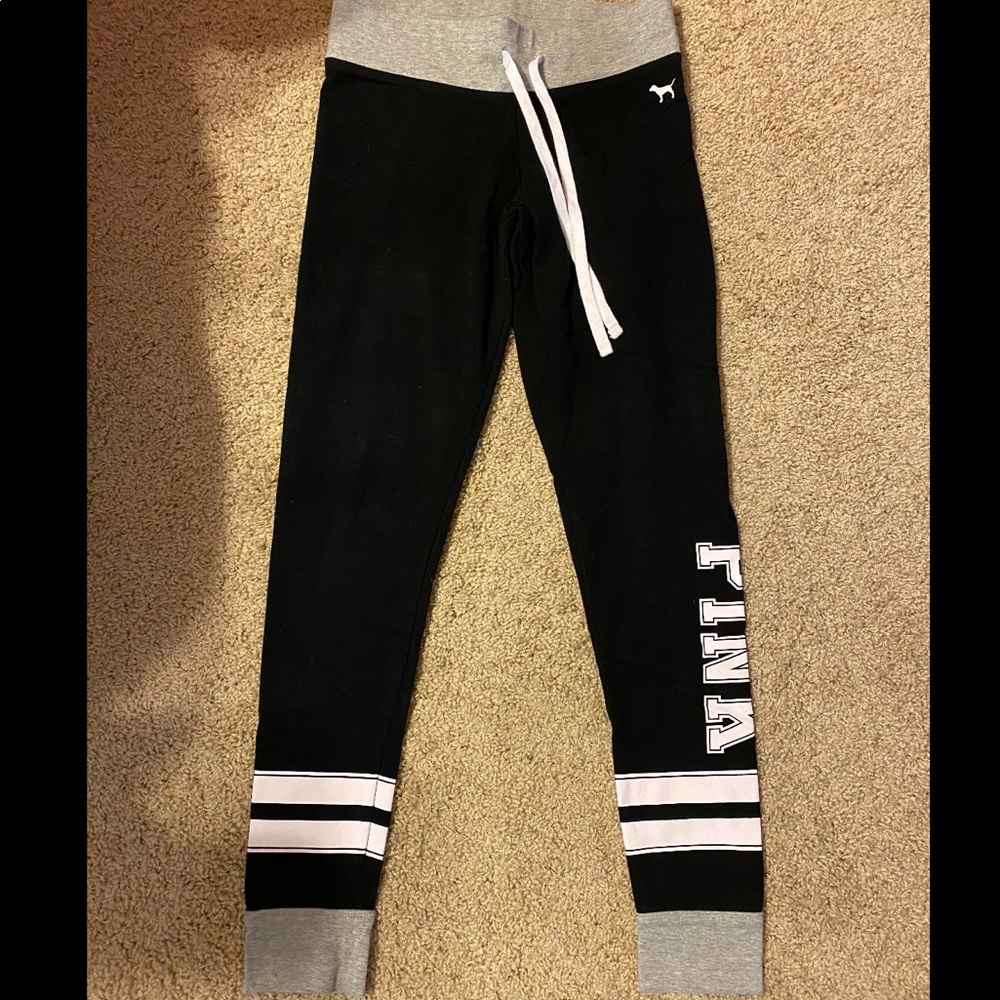 PINK Victoria’s Secret Leggings